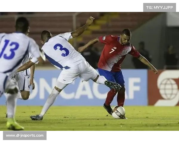 世中北美预赛上半场鏖战激烈洪都拉斯与哥斯达黎加互交白卷